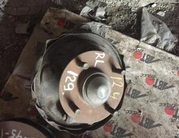 Ступица задняя левая для NISSAN PRIMERA HNP10/HP10/P10  запчасти бу