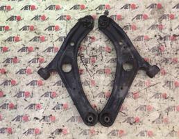 Рычаг передний нижний левый для TOYOTA VITZ NCP10/NCP13/NCP15/SCP10/SCP13  запчасти бу