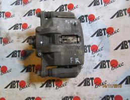 Суппорт передний правый для HONDA STEPWAGON RF3/RF4/RF5/RF6/RF7/RF8  запчасти бу