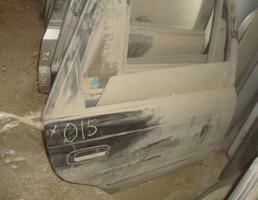 Дверь задняя правая для TOYOTA CALDINA AT211G/ST210G/ST215G/ST215W/CT216G  запчасти бу