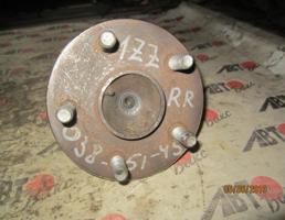 Ступица задняя правая для TOYOTA OPA ACT10/ZCT10/ZCT15  запчасти бу