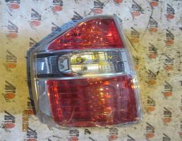 Фонарь задний левый для TOYOTA NOAH ZRR70  запчасти бу