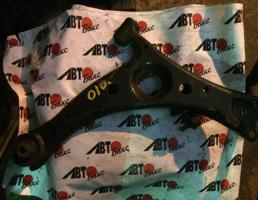 Рычаг передний нижний левый для TOYOTA CURREN ST206/ST207/ST208  запчасти бу