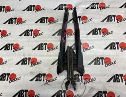 петли капота для SUBARU FORESTER SG5/SG9  запчасти бу