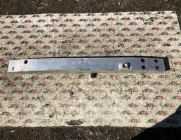 Усилитель бампера для NISSAN BLUEBIRD SYLPHY/ALMERA KG11  запчасти бу