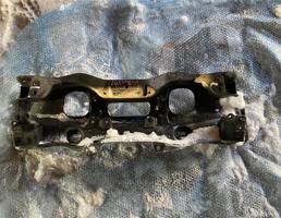 балка передняя для SUBARU LEGACY BPE  запчасти бу