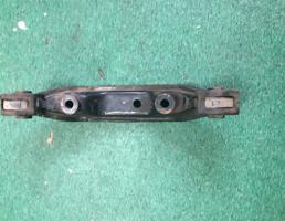 Подушка редуктора для TOYOTA CORONA PREMIO AT210/AT211/ST210/ST215/CT210/CT215/CT216  запчасти бу