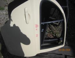 Дверь задняя правая для NISSAN MARCH AK12/BK12/BNK12/K12/YK12  запчасти бу