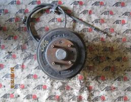 Ступица задняя левая для MAZDA FAMILIA BHA3P/BHA6R/BHA8P/BHALP/BHA7P/BHA7R  запчасти бу