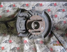 Ступица передняя левая для TOYOTA DUET M100A/M101A/M110A/M111A  запчасти бу