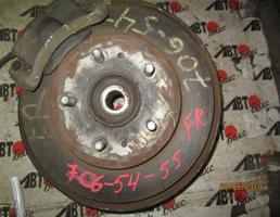 Ступица передняя правая для DAIHATSU TERIOS J1OOG/J102G/J122G  запчасти бу