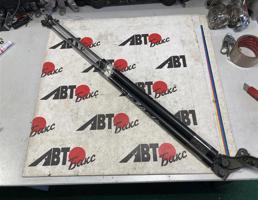 Амортизатор двери задка ПАРА для TOYOTA TOWN ACE SR40G/SR50G/CR40G/CR50G/KR41V/KR42V/CR52V/CR41V/CR  запчасти бу