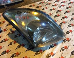 Фара передняя правая для SUZUKI SWIFT ZC11S  запчасти бу