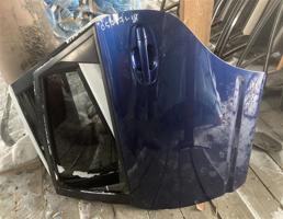 Дверь задняя левая для TOYOTA PRIUS NHW20  запчасти бу