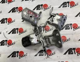 набор петель для NISSAN NV200 VM20  запчасти бу