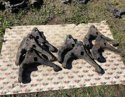 Рычаг передний нижний левый для MITSUBISHI DELICA P03W/P04W/P24W/P05W/P25W/P35W/P15W  запчасти бу