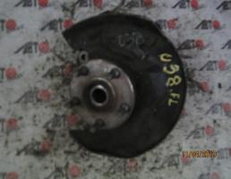 Ступица передняя левая для TOYOTA OPA ACT10/ZCT10/ZCT15  запчасти бу