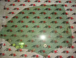 Стекло двери задней правой для TOYOTA CHASER GX100/JZX100/JZX101/JZX105/SX100/LX100/GX105  запчасти бу