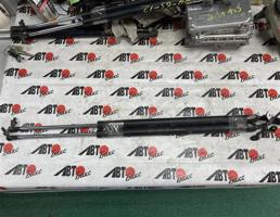 Амортизатор двери задка для HONDA STREAM RN1/RN2/RN3/RN4/RN5  запчасти бу