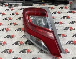 Фонарь задний левый для TOYOTA VITZ NSP130  запчасти бу