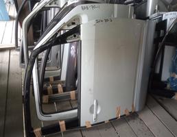 Дверь передняя правая для MITSUBISHI DELICA D5 CV5W  запчасти бу