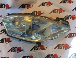 Фара передняя правая для NISSAN LEAF AZE0  запчасти бу