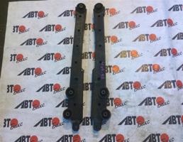 Рычаг задний нижний левый для TOYOTA PASSO KGC30/KGC35/NGC30  запчасти бу