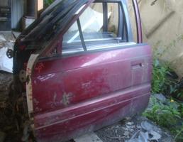 Дверь передняя левая для MAZDA CAPELLA GD8A/GD8P/GD8R/GDEA/GDEP/GDER/GDFP  запчасти бу