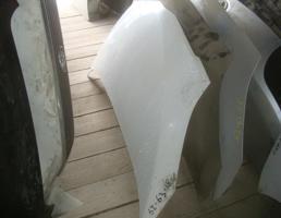 Капот для TOYOTA RACTIS NCP105/NCP100/SCP100  запчасти бу