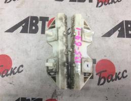 Крепление бампера заднее для NISSAN AD ZNY12  запчасти бу