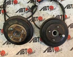 Ступица задняя правая для HONDA INSIGHT ZE2  запчасти бу