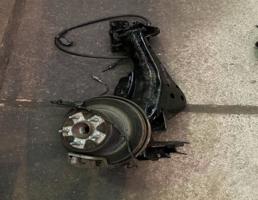 Ступица задняя правая для NISSAN X-TRAIL T31  запчасти бу