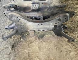 балка передняя для TOYOTA SIENTA NCP81G/NCP85G  запчасти бу