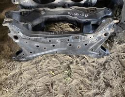 балка передняя для MITSUBISHI DELICA D5 CV5W  запчасти бу