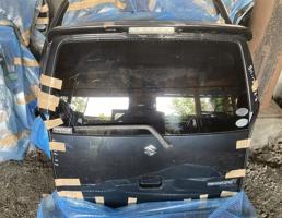 Дверь задка для SUZUKI R-WAGON MH21S  запчасти бу