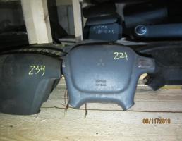 Подушка безопасности передняя правая для MITSUBISHI RVR N11W/N13W/N21W/N23W/N23WG/N28W/N28WG  запчасти бу