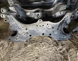 балка передняя для TOYOTA NOAH AZR60G/AZR65G  запчасти бу