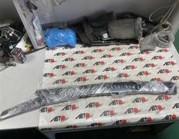 Ветровики для NISSAN LEAF AZE0  запчасти бу