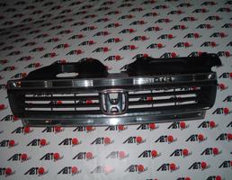 Решетка радиатора для HONDA STEPWAGON RF3/RF4/RF5/RF6/RF7/RF8  запчасти бу