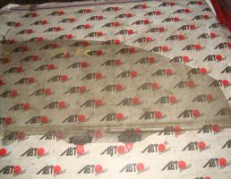 Стекло двери передней правой для TOYOTA ARISTO JZS147/JZS147E/UZS143/UZS143E  запчасти бу