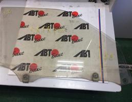 Стекло двери передней правой для TOYOTA MARK II GX81/JZX81/MX83/SX80/LX80/LX80Q  запчасти бу