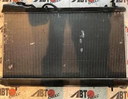 Радиатор охлаждения для SUBARU FORESTER SG5/SG9  запчасти бу