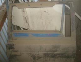 Дверь задняя правая для MITSUBISHI CHARIOT N33W/N34W/N38W/N43W/N44W/N48W  запчасти бу