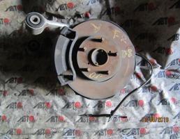 Ступица передняя правая для TOYOTA SOARER JZZ30/JZZ31/UZZ31/UZZ32  запчасти бу