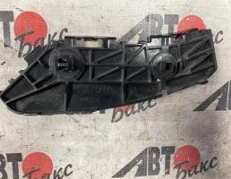 Крепление бампера заднее левое для TOYOTA BELTA NCP96/KSP92/SCP92  запчасти бу