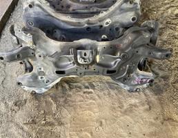 балка передняя для HONDA FREED GB3  запчасти бу