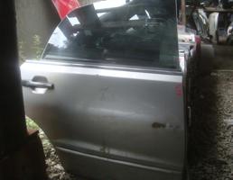 Дверь задняя правая для MITSUBISHI DIAMANTE F31A/F36A/F41A/F46A/F47A  запчасти бу