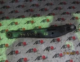 Рычаг задний нижний правый для TOYOTA CROWN MAJESTA JZS177/UZS171/UZS173/UZS175  запчасти бу