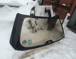 Стекло двери для SUBARU LEGACY BG3/BG4/BG5/BG7/BG9/BGA/BGB/BGC/BD2/BD3/BD4/BD5/BD  запчасти бу