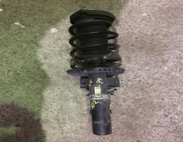 Стойка передняя правая для VOLKSWAGEN POLO  запчасти бу